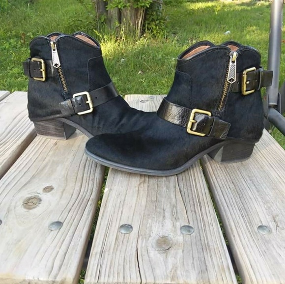 Donald J. Pliner Shoes - Donald J Pliner DALIS calf hair booties